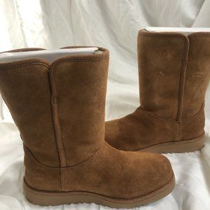 NEW UGG Unisex Kids Boots - Alexey Ii